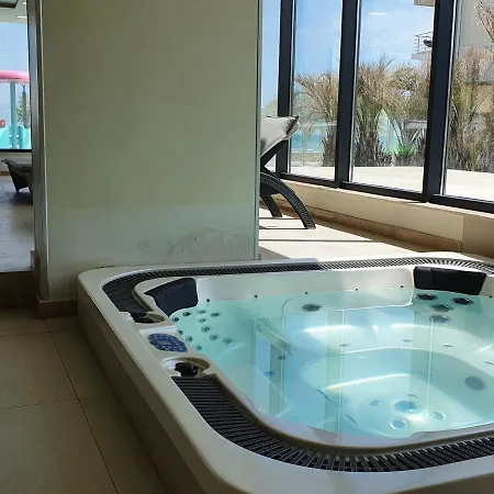 Bluebay - Indoor Pool & Spa Beach *